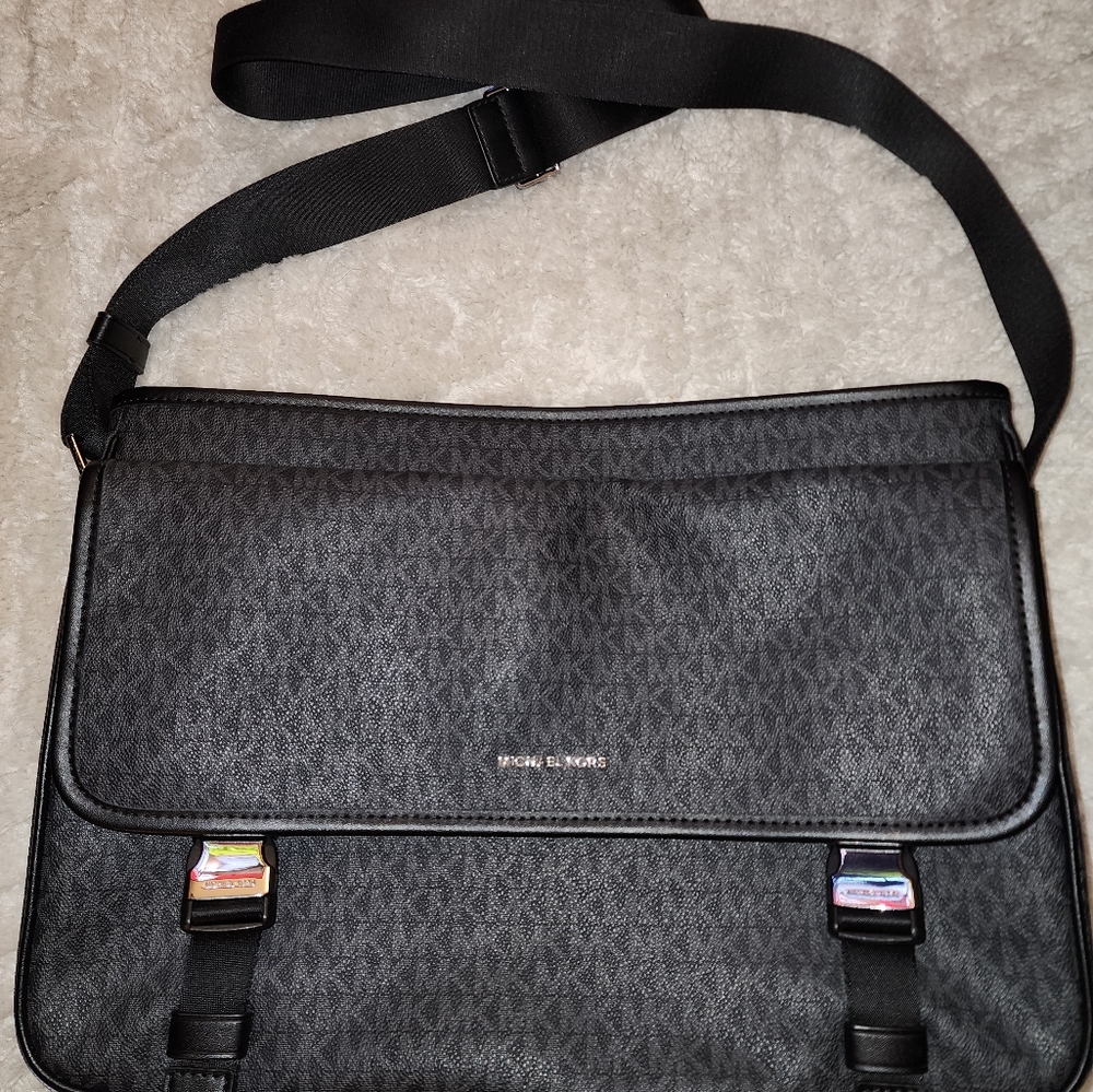 Michael Kors Men's Messenger Bag